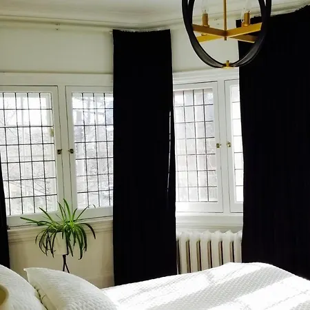 The Jane Toronto Bed & Breakfast Exterior photo